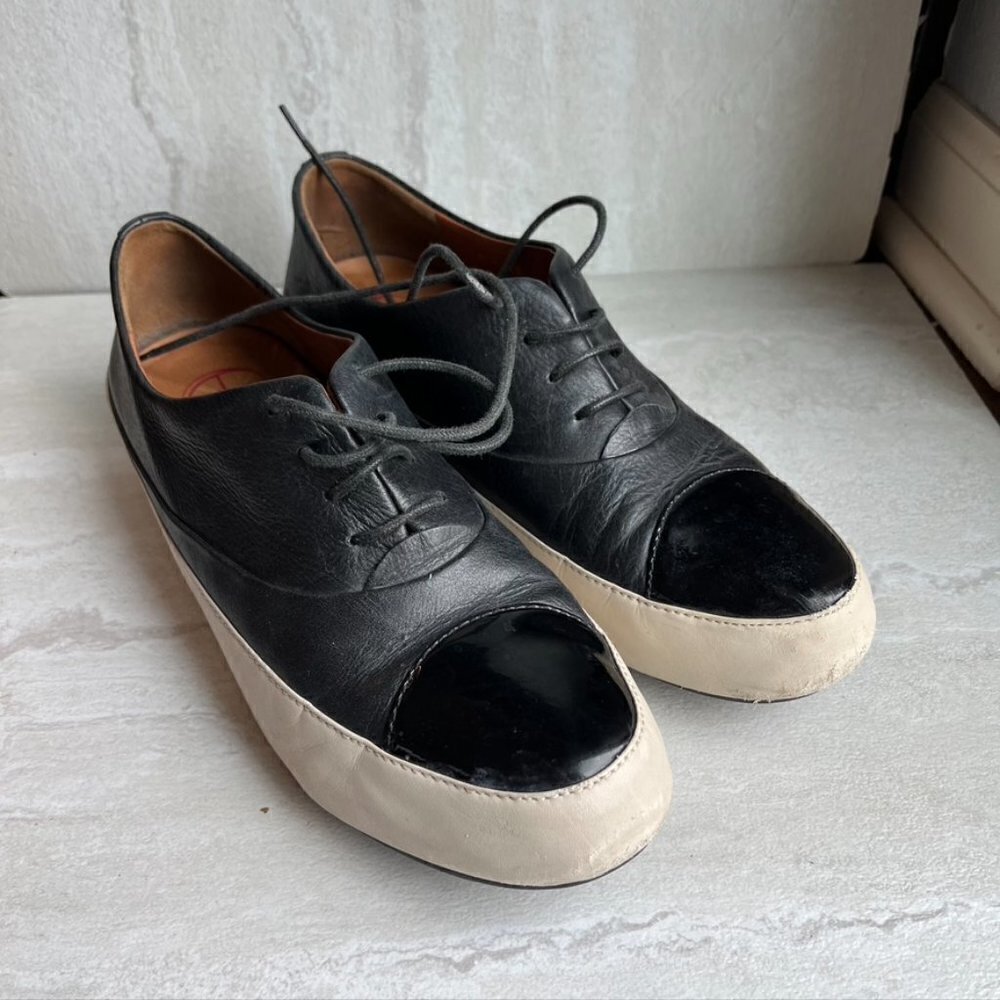 ** FitFlop Tassel Sneaker oxfords EU 41.5 black leather
